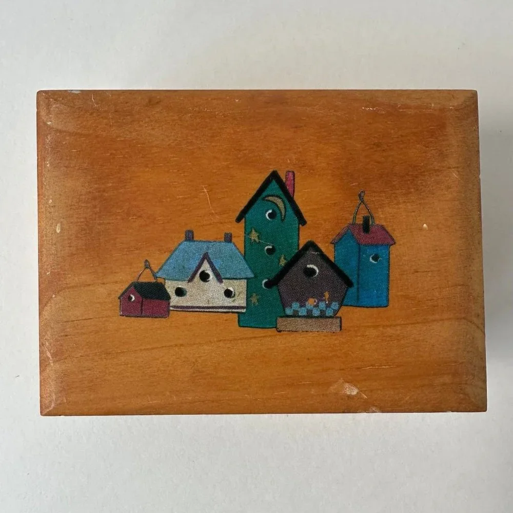 Wooden Bird House Box - Picture 2 of 9